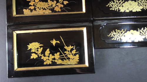 bp4 JAPANESE LACQUERED SMALL SLIDING DOOR for BUDDHIST ALTAR 4 PANELS GOLD BLACK - Video 1 von 1