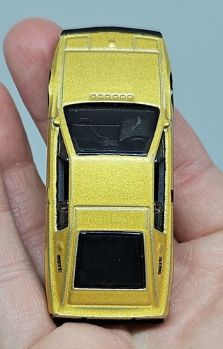2014 Lotus Esprit S1 Hot Wheels Malaysia Gold With Stripes - FREE SHIPPING - Picture 4 of 6