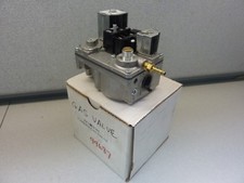 White-Rodgers EF32CW201  36E24 210 Gas Valve Assembly    (20398)