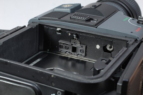 BAUER S205-XL SUPER 8 SOUND MOVIE CAMERA WITH EXTRAS FOR PARTS OR REPAIR - Picture 10 of 12