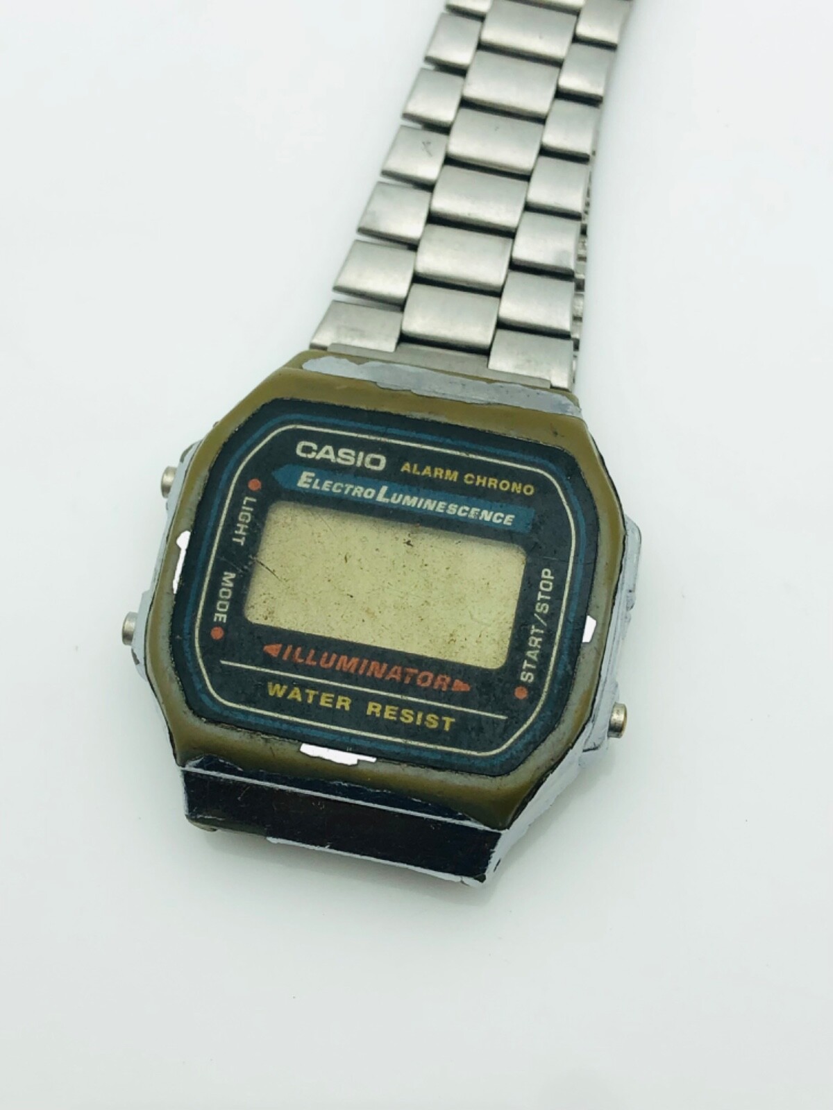 Casio A168 Mod 1275 Alarm chrono Electro Luminescence Illuminator watch