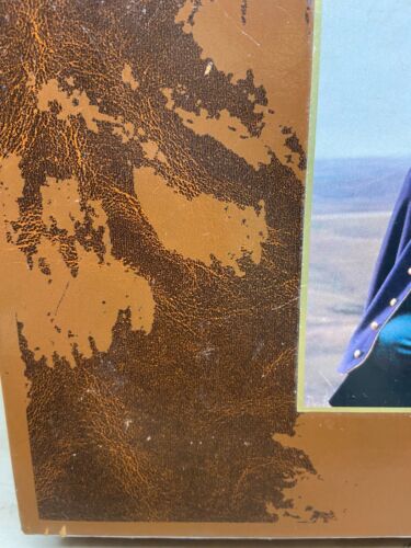 Dances With Wolves Limited Collectors Edition 2 VHS Box Set & Photos Uncomplete - Picture 4 of 24