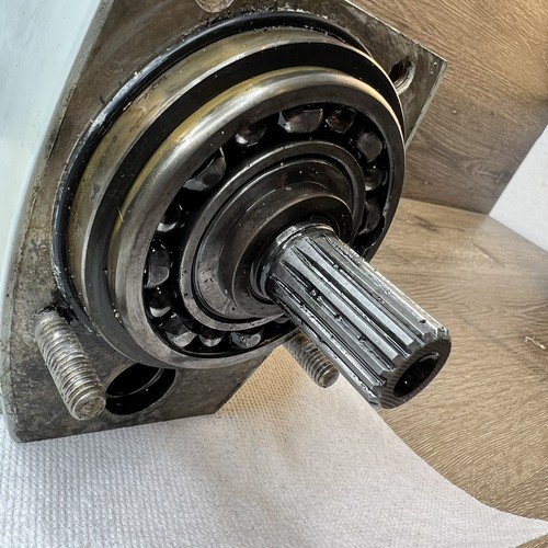 Volvo Penta Upper Gear Unit Box PZ NR 280 - Picture 7 of 14