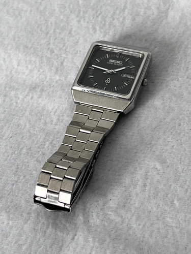 Seiko Lord Quartz 7853 5010 Square TV Black Dial Day Date Vintage Steel Watch - Picture 8 of 15