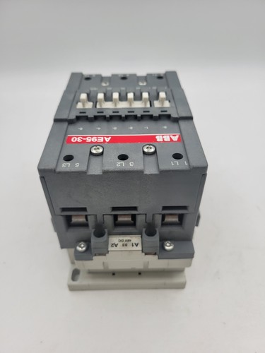 ABB AE95-30 Contactor 125A 600VAC Max 75HP 3 Pole 3 Phase Coil 48VDC Series A - Picture 6 of 10