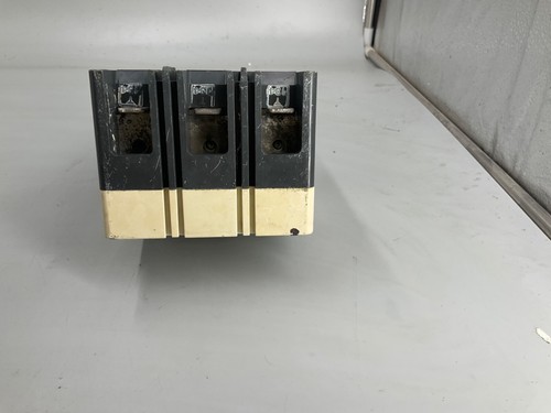 EATON ED3225 225 A 240VAC 125VDC 3P Circuit Breaker - Picture 7 of 7