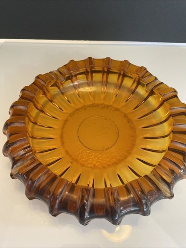 Posacenere Fostoria MCM Ambra Starburst Rigato Vintage Vetro Pressato 7” anni 60 - Foto 2 di 13