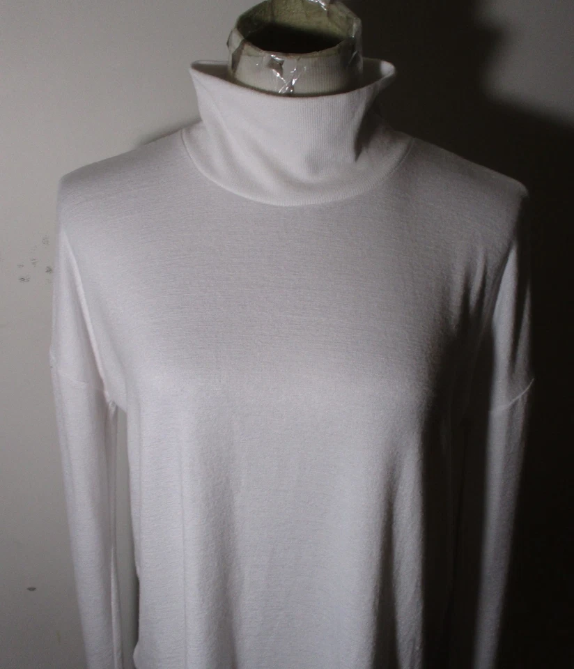 BANANA REPUBLIC White Long Sleeve Mock Turtleneck Top Size S - Image 2 of 4