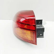 Hyundai Tucson TL Rear Left Tail Light 92401-D7600 1.6 Diesel 33106368 RHD