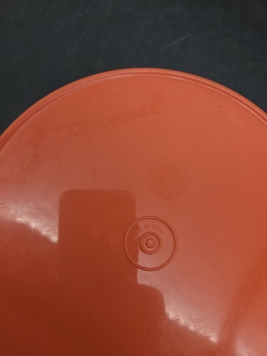 Vintage TUPPERWARE Servalier Storage Container 1204-7 Orange Starburst 8x3.25 - Picture 8 of 12