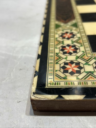 Tablero de ajedrez de madera con incrustaciones geométricas ornamentadas de marquetería española vintage - 40 x 40 cm - Imagen 15 de 16