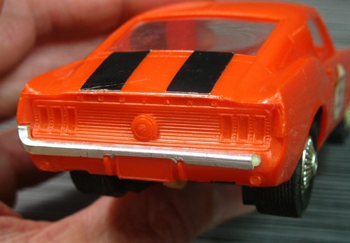 1960's SLOT CAR Very Nice ReVELL '68 Ford Mustang Fastback Orange VINTAGE 1/32 - Picture 4 of 7
