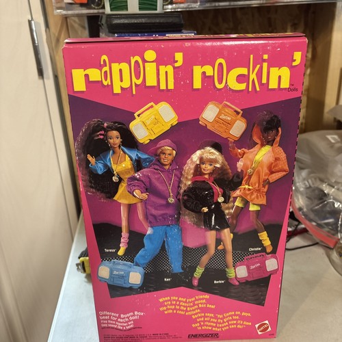 VINTAGE 1991 RAPPIN' ROCKIN' BARBIE BAMBOLA #3248 Hip Hop Boombox NUOVO SIGILLATO - Foto 4 di 4