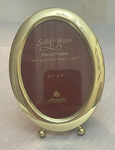 "Marco de fotos vintage de latón macizo con patas ovaladas de 5x7"" pulido a mano recubierto de laca" - Imagen 3 de 15