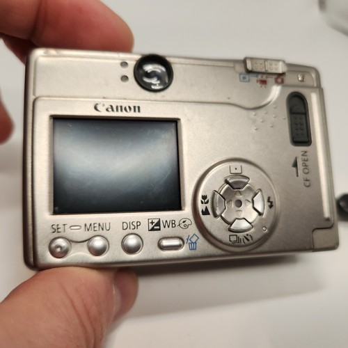 Canon Digital Ixus V2,2 MP silber getestet - Bild 12 von 15