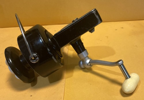 1964 VINTAGE PENN SPINFISHER - MODELL 711 - SCHWARZE SPINNROLLE mit BOX & ZUBEHÖR - Bild 13 von 24