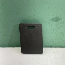 2004-2007 Nissan Armada Titan Right Side Fuse Box Cover OEM 689647S000