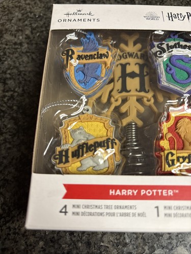 Hallmark HARRY POTTER Mondo Magico Mini Albero di Natale Set Ornamenti Topper - Foto 4 di 5