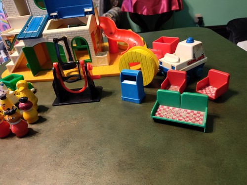 Vintage Fisher Price Little People Sesamstraße Clubhaus #937 mit Figuren - Bild 11 von 11