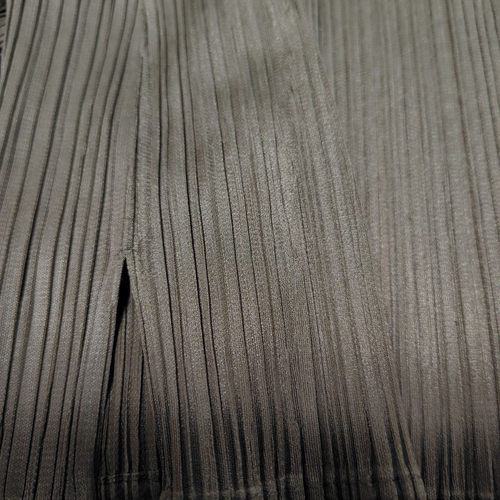 Cardigan PLEATS PLEASE ISSEY MIYAKE, taglia 4, donna - cachi, manica lunga - Foto 10 di 10