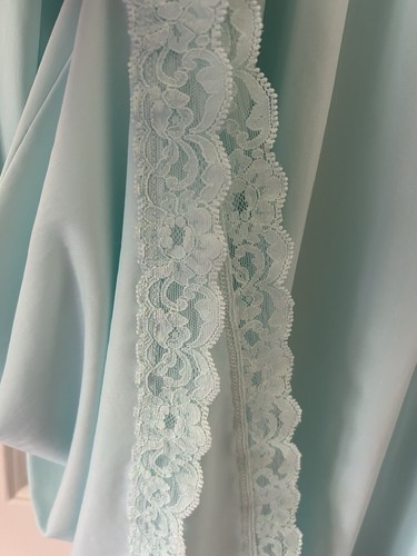 Shadowline - Sz M - Aqua Mint Green Long Nightgown With Lace & Floral Detailing - Picture 3 of 10