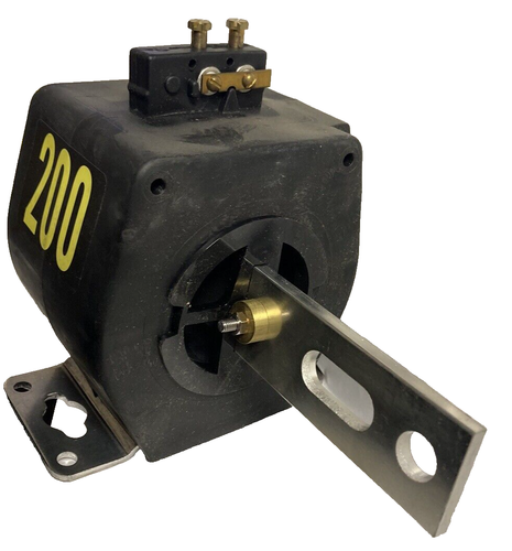 Type R6M Current Transformer ITRON Ratio 200:5 92352-1 New Old stock Transformer - Picture 5 of 6