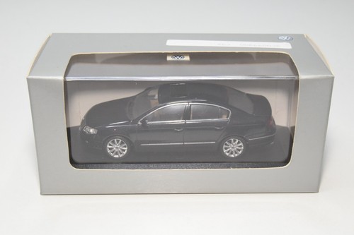 B38 1:43 MINICHAMPS VW VOLKSWAGEN PASSAT SALOON LIMOUSINE BLACK DEALER VNMIB - Picture 19 of 19