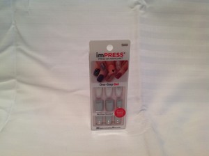 Kiss-imPRESS-Press-On-Manicure-One-Step-Gel-Nails-30-Nails-Silver-Glitter-amp-Gray