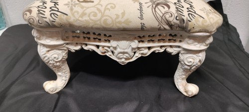 Vintage Ornate Cast Iron Base Footstool Garden Theme Print ~ Shabby White Base - Picture 5 of 10
