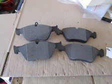 Opel Omega B Calibra A Vectra A 2,0 + 2,5 Bremsbeläge Satz Vorderachse NEU orig.