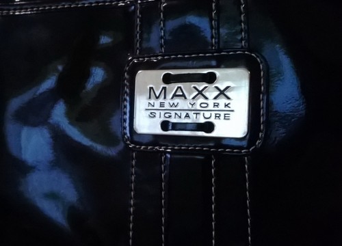 Maxx New York Signature - Black Purse - Removable Strap - PVC - Leopard Lining - Picture 3 of 5