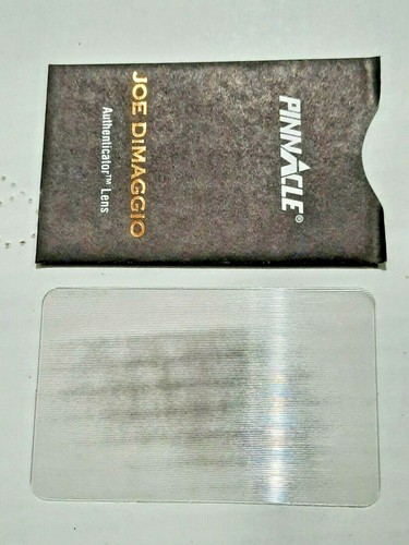 LENTE AUTENTICADOR PINNACLE JOE DIMAGGIO 1993 JUEGO DE HOJALATA AUTENTICADOR CON FUNDA 565 - Imagen 2 de 3