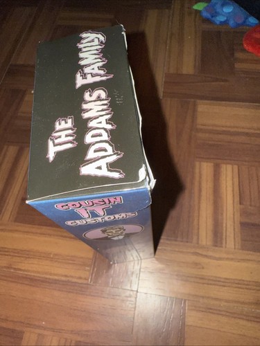 Distinctive Dummies Cousin It Customs The Addams Family - Picture 3 of 4