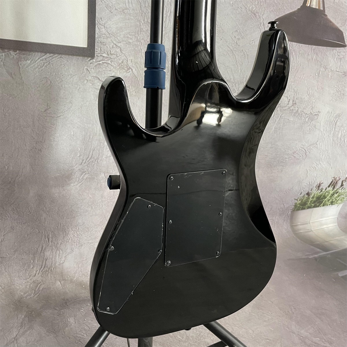 ギター Redstep X Series Dinky® Arch Top DKAF8 MS – Jacksonguitars.com