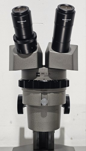 Olympus VMZ 1x-4x Stereo Zoom Microscope with GWH 10x 23 Eyepieces - Picture 3 of 7