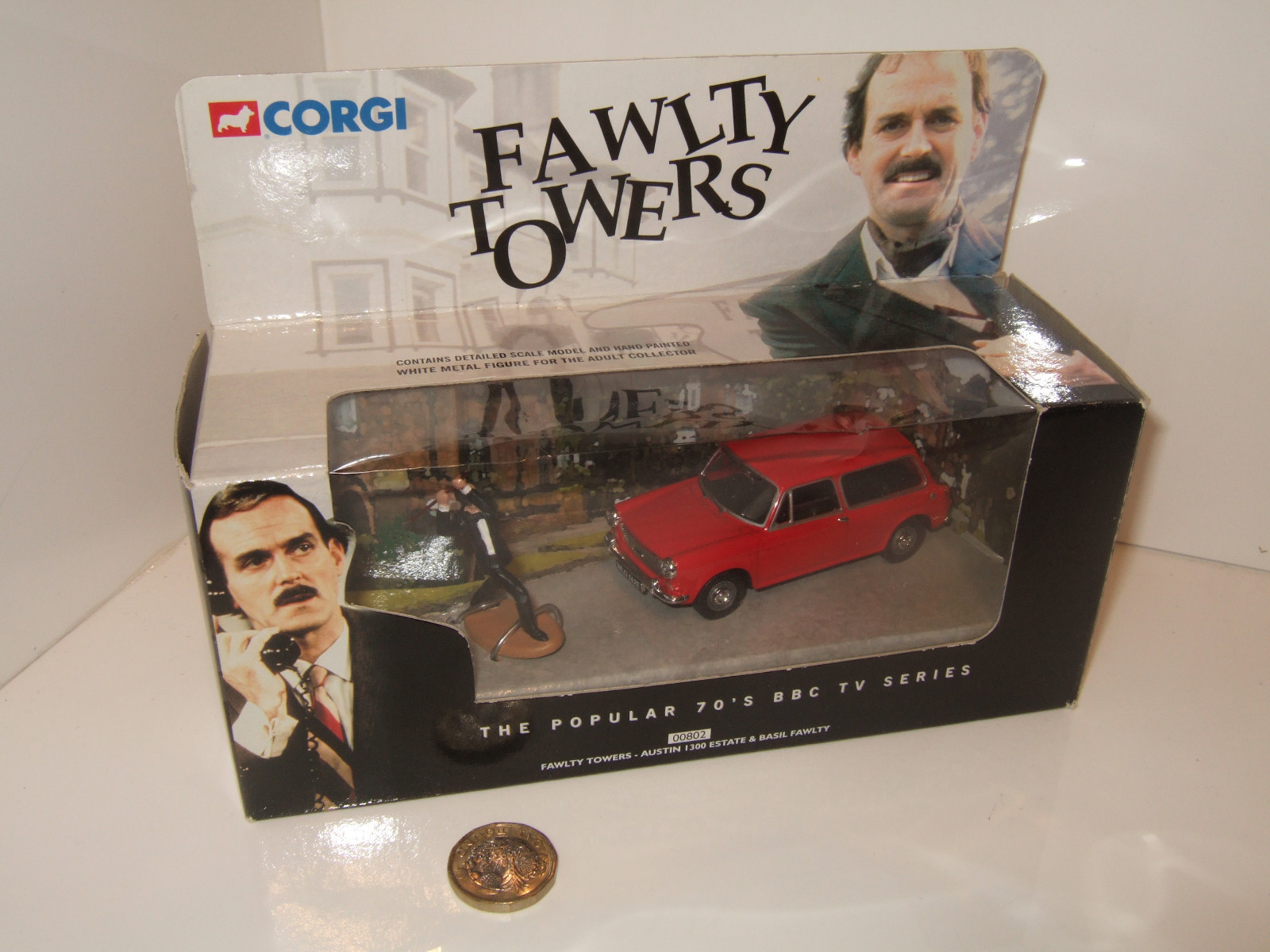 CORGI 00802 Fawlty Towers Austin 1300 Estate & Basil Fawlty figure à l'échelle 1:43 | Sale Online
| Stocker
| Une Grande Variété De Modèles 2019 New
| Doux Et Léger
CORGI 00802 Fawlty Towers Austin 1300 Estate & Basil Fawlty figure à l'échelle 1:43 | Sale Online
| Stocker
| Une Grande Variété De Modèles 2019 New
| Doux Et Léger
