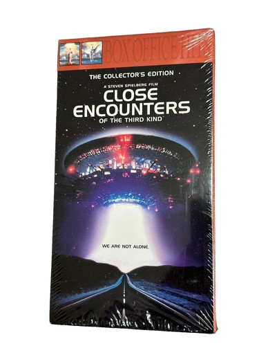 とりClose Encounters of the Third Kind 519ece7gabL._AC_SY200_QL15_.jpg