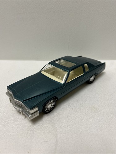 1979 Cadillac Deville Jo-Han 1:25 Scale Dealer Promo Model Car Turquoise