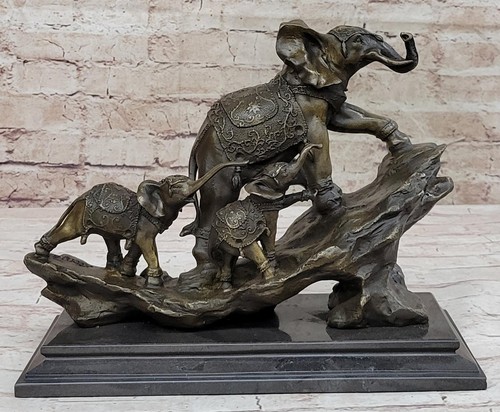 Hand Made Elephant Family Walking up The Hill Bronze Sculpture by Barye Figure - Picture 3 of 10