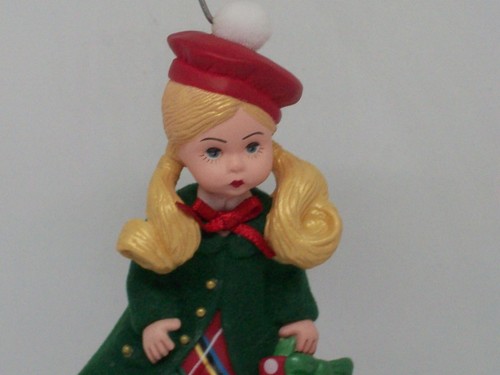 Hallmark 2011 Yuletide Shopper - Muñecas Madame Alexander 16th - Nuevo en caja - Imagen 15 de 18