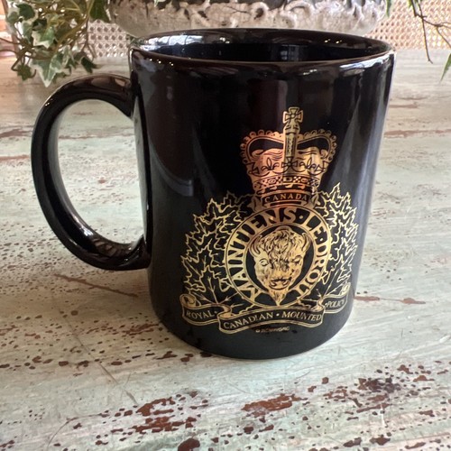 Vintage Royal Canadian Mounted Police Coffee Mug Cup RCMP Canada RARE 4" GIFT - Picture 5 of 8