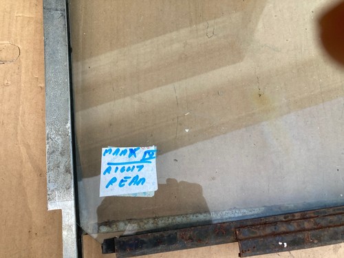 Jaguar MK9 MK8 MKIX MKVIII .RIGHT Rear Triplex Door Glass with Steel Channel - Picture 14 of 22