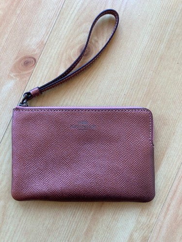 Coach Handgelenktasche Dusty Rose Flieder Leder Eckreißverschluss #58032