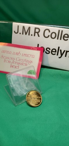 Israel IGCMC Season's Greetings Token "Jerusalem in Twelve Languages" 1984 Brass - Picture 9 of 12