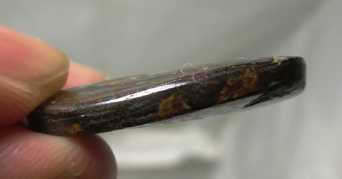 Schöner 20,3 Karat Boulder Opal Cabochon Freiform - Australien - Bild 5 von 5