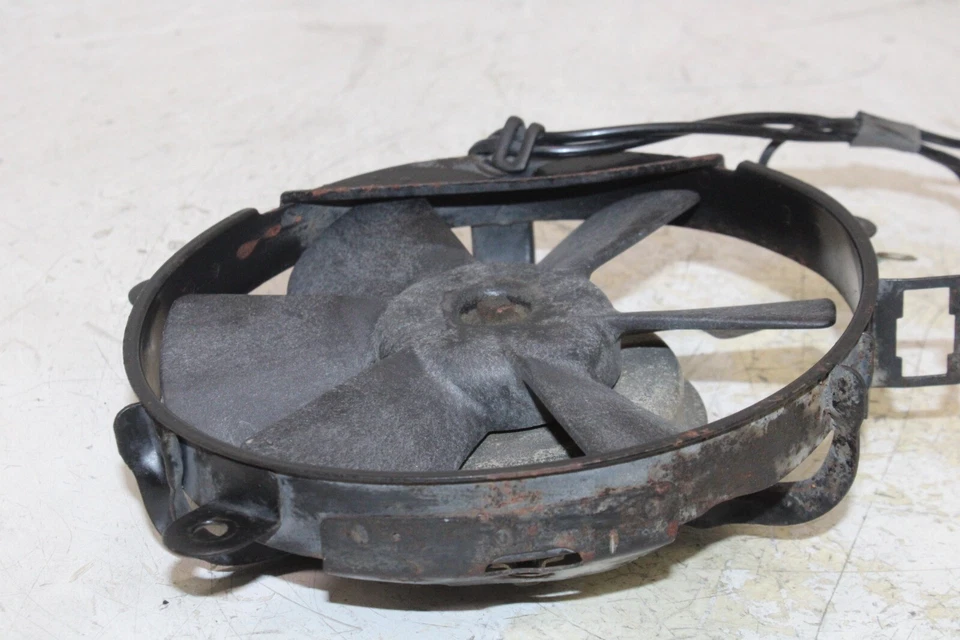 Honda CBR600F 1987 OEM motor radiador ventilador de refrigeración Foto 2 de 4