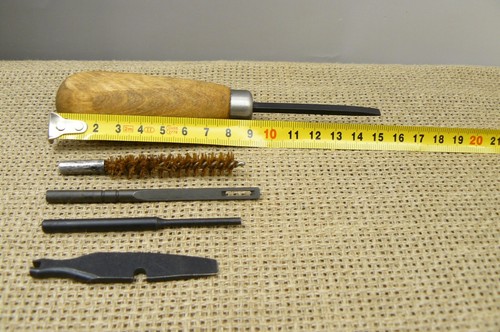 Original USSR /Russian Cleaning Rod, Screwdriver + Cleaning Kit (600) - Picture 2 of 8