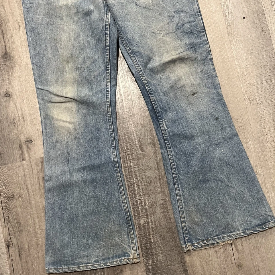 Vintage 70’s Levi’s 646 Orange Tab Bellbottom Flare Light Denim Jeans #8 33x29 - Image 4 of 4