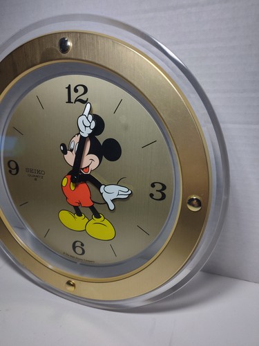 Vintage Disney Mickey Mouse Wall Clock 10.5" Gold Tone Seiko Quartz TESTED WORKS - Picture 4 of 7