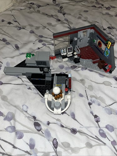 LEGO Jurassic World: Jurassic Park Velociraptor Verfolgungsjagd (75932) OHNE MINIFIGUREN - Bild 1 von 3